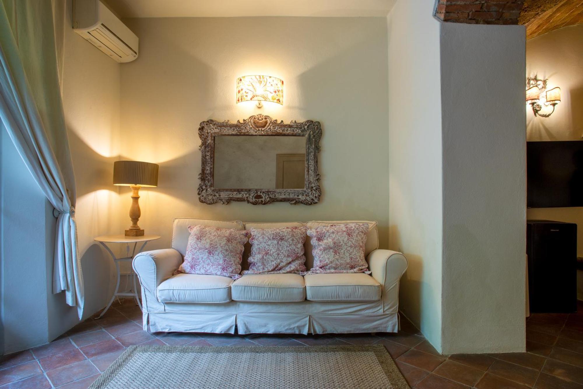 La Locanda Di Villa Toscana บิบโบนา ภายนอก รูปภาพ