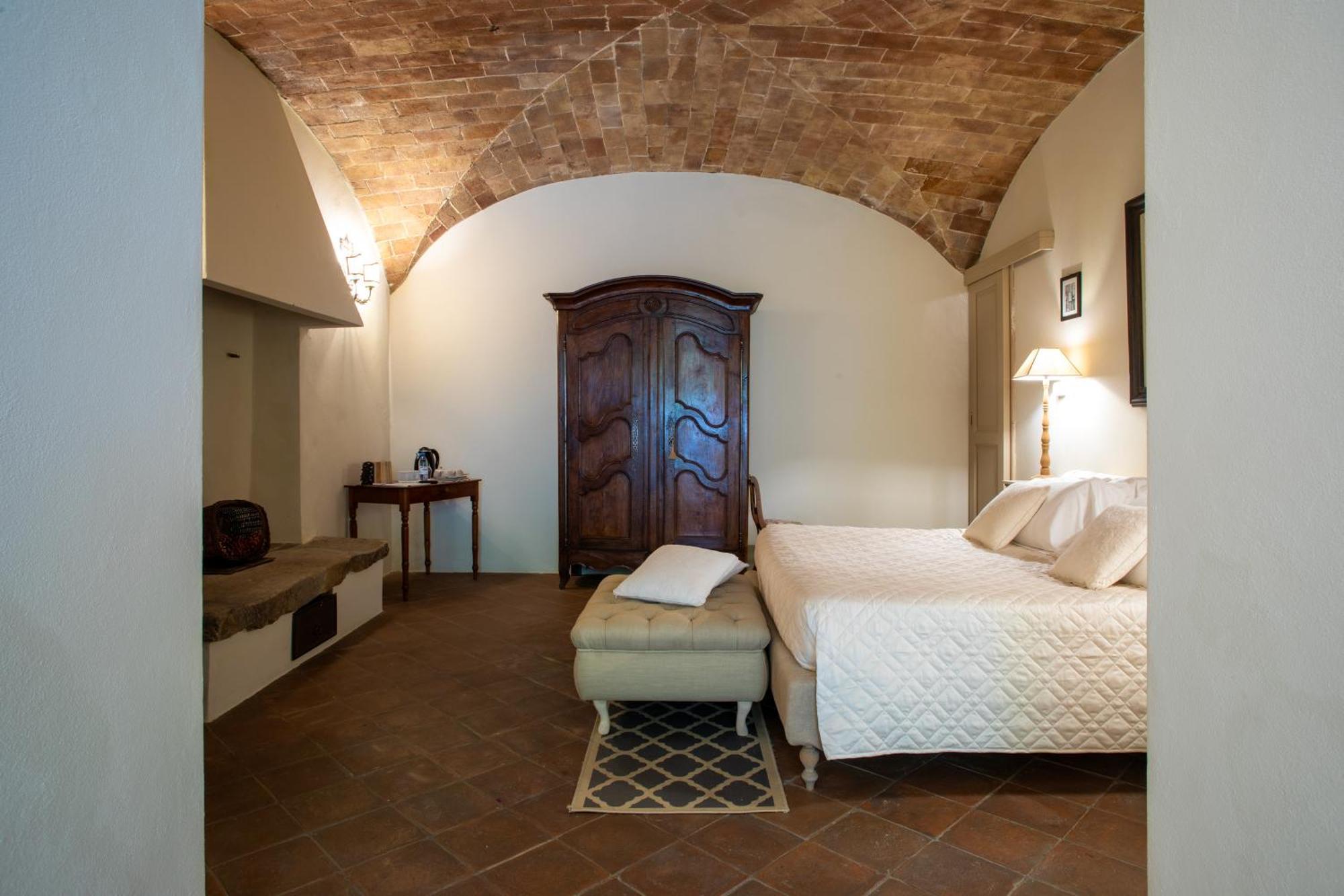 La Locanda Di Villa Toscana บิบโบนา ภายนอก รูปภาพ